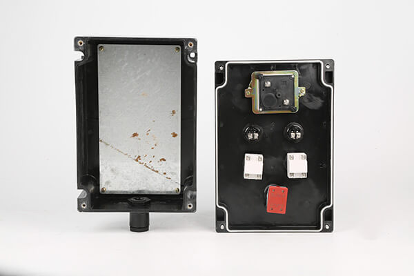 1647596974203544.jpg HW4A7503.jpg